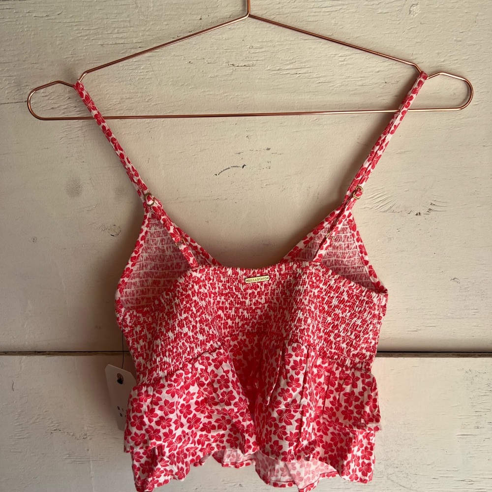 NWT - Billabong Women’s tank top - (matching set offer at discount!) Size M